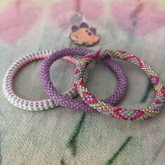 Sashka & Co. Beaded Bracelet Set pink, purple, multicolor & Dino pin 🦕 - Picture 3 of 4